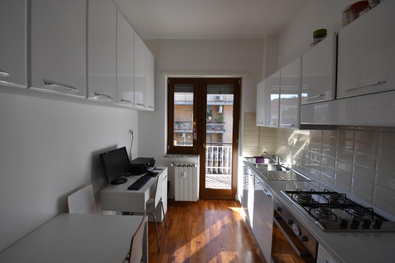 Nice And Warm Rooms Rom Exterior foto